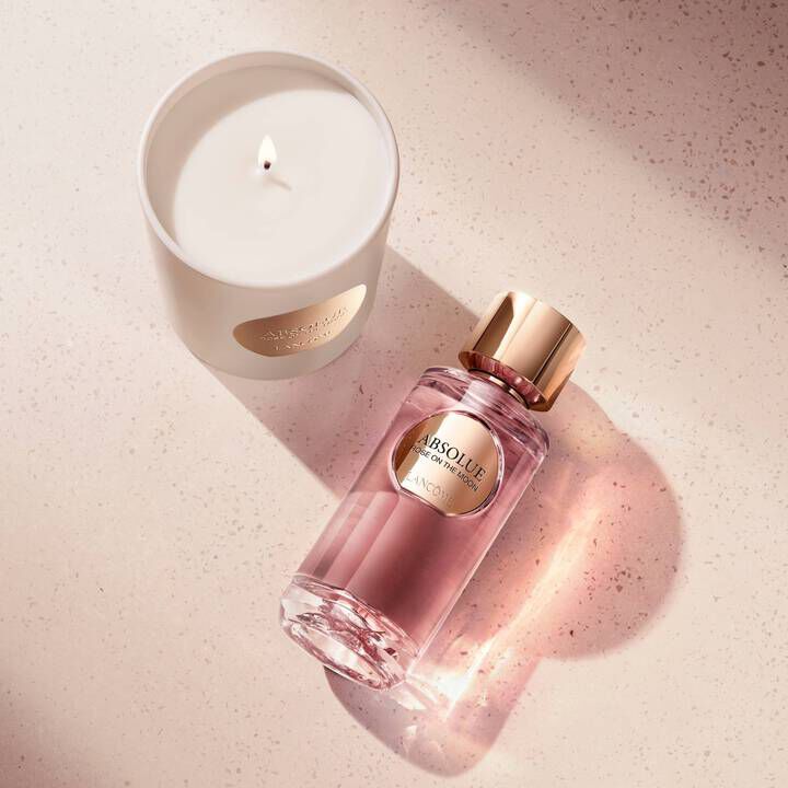 Rose On The Moon Scented Candle