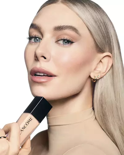 Facial beauty visual